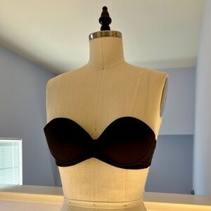 Victoria’s Secret Body by Victoria Strapless Bra 34B